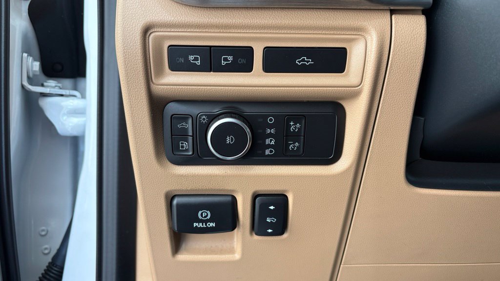 Used 2021 Ford F150 Lariat w/ Equipment Group 502A High AWD/4WD image 35