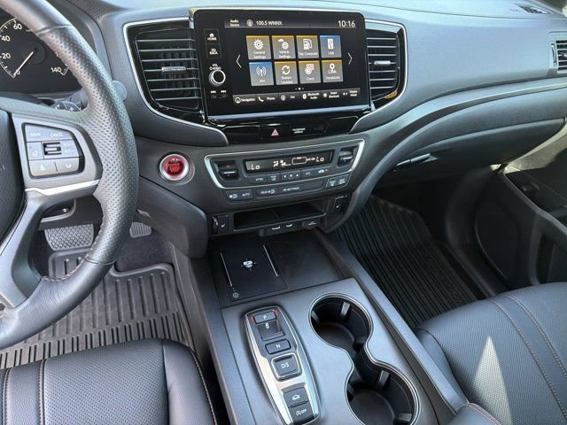 Used 2025 Honda Ridgeline TrailSport image 24