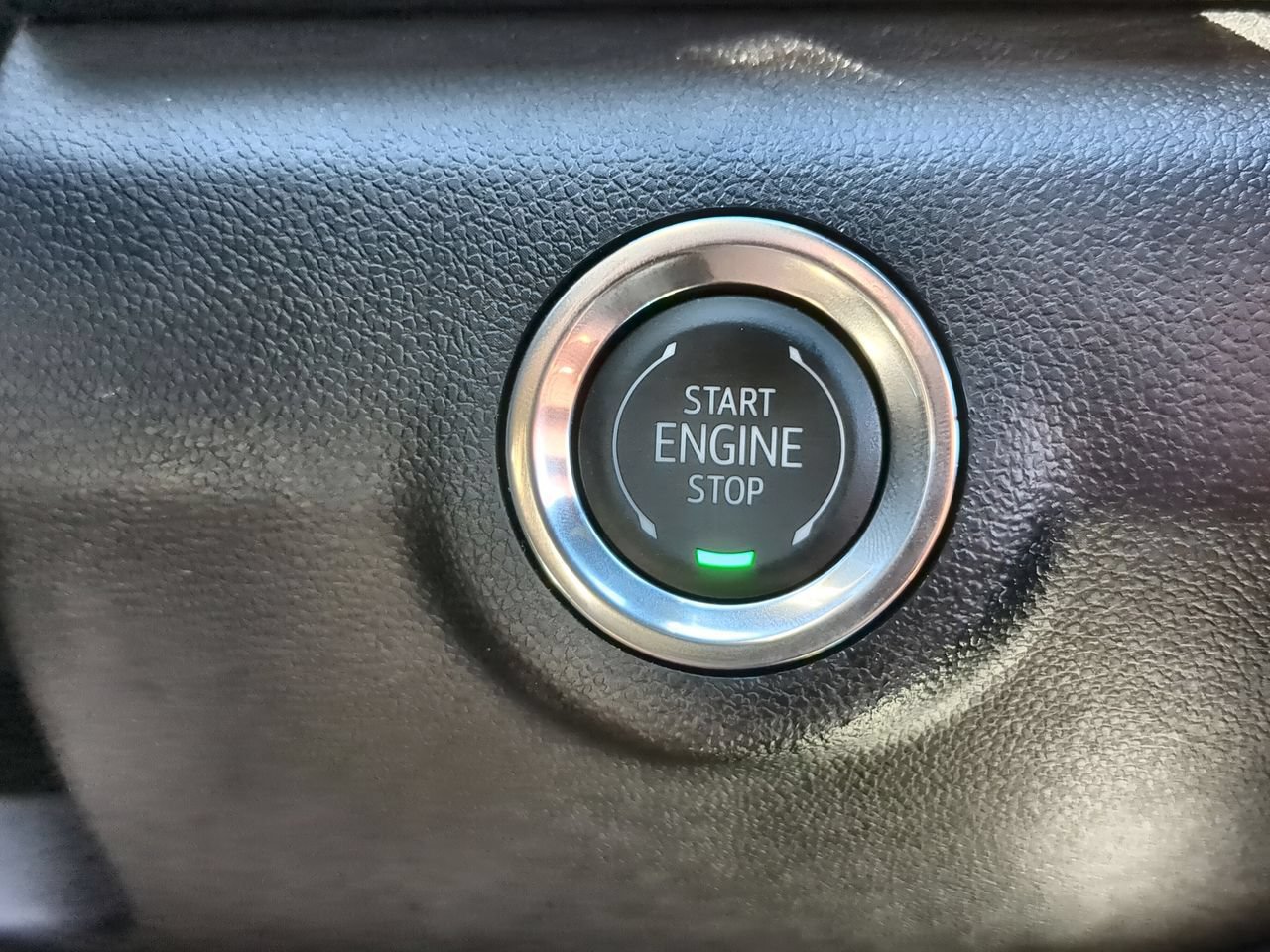 New 2026 GMC Terrain AT4 w/ Convenience Package III AWD/4WD image 17