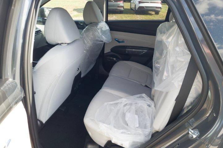 New 2026 Hyundai Tucson SEL Plus FWD image 16