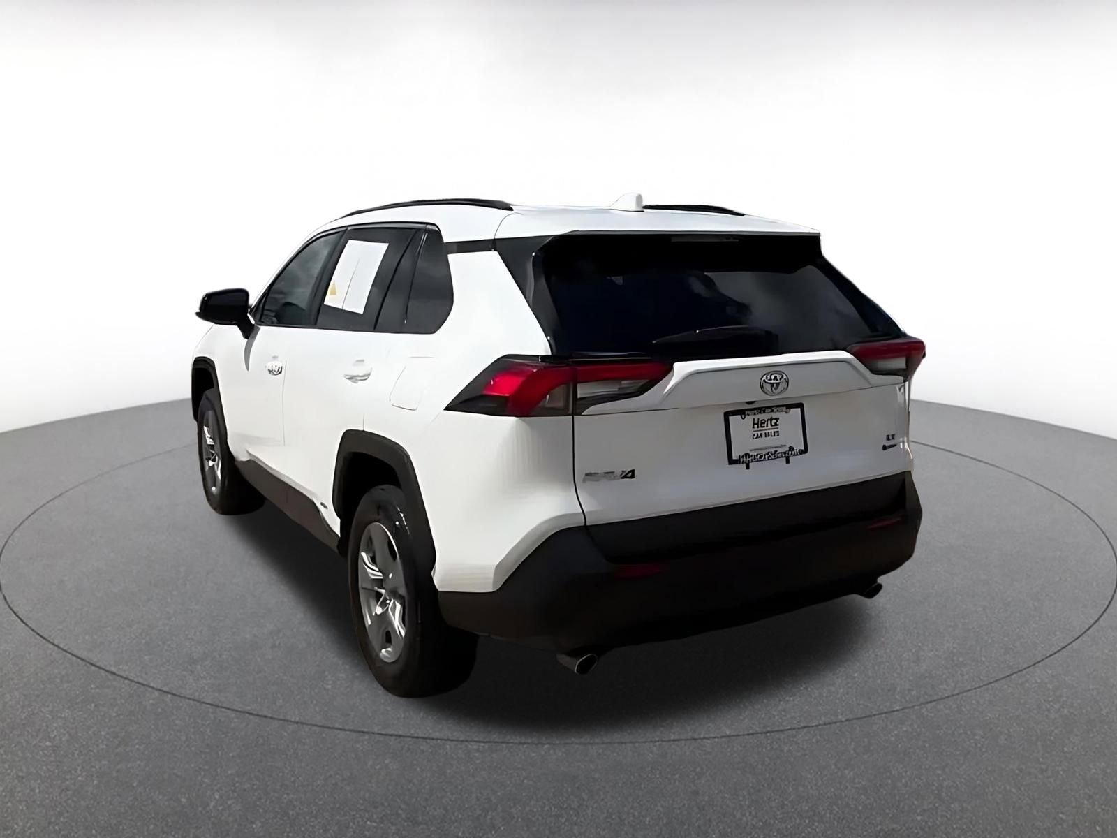 Used 2025 Toyota RAV4 LE image 11