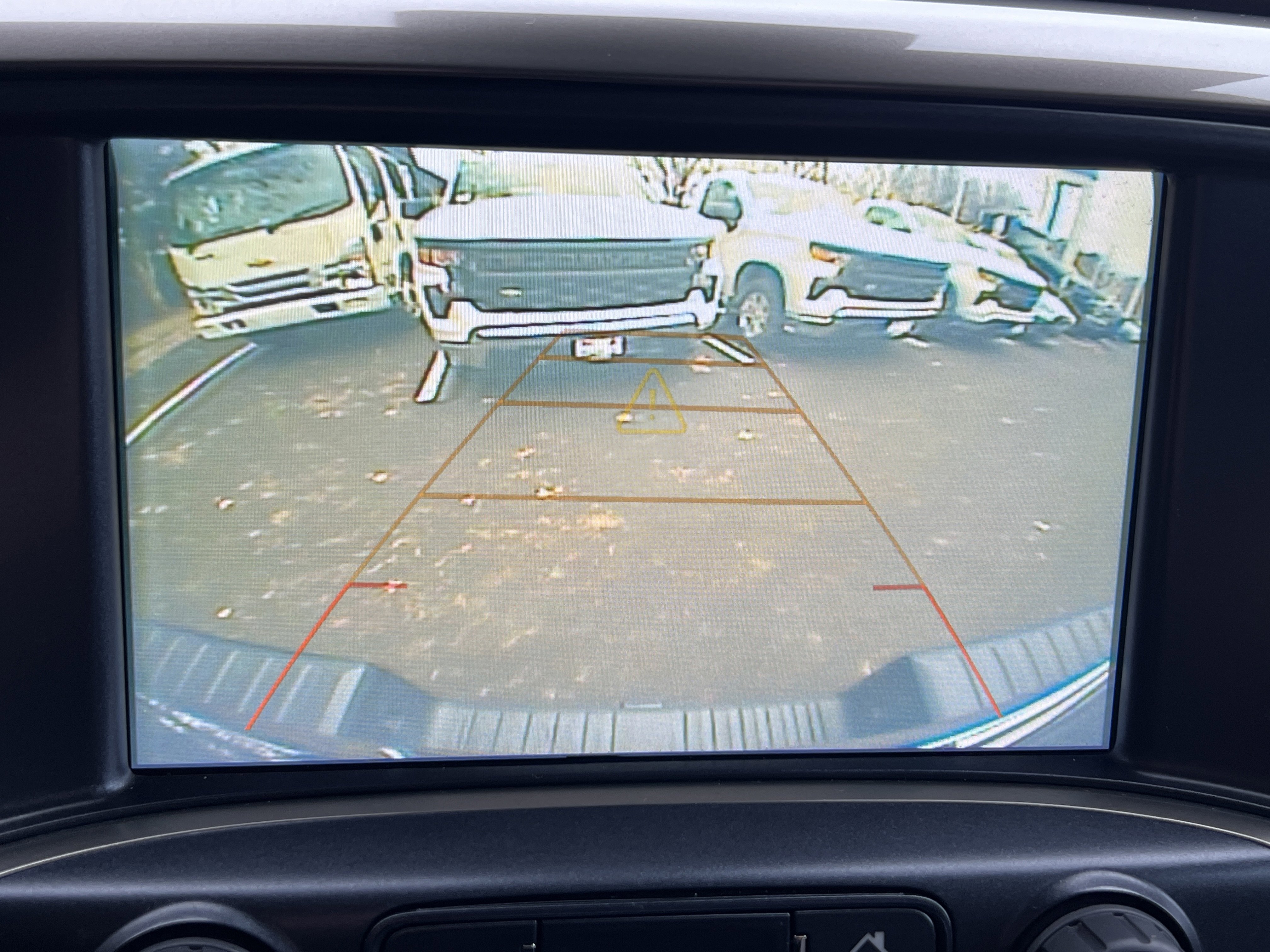 Used 2018 Chevrolet Silverado 1500 High Country image 25