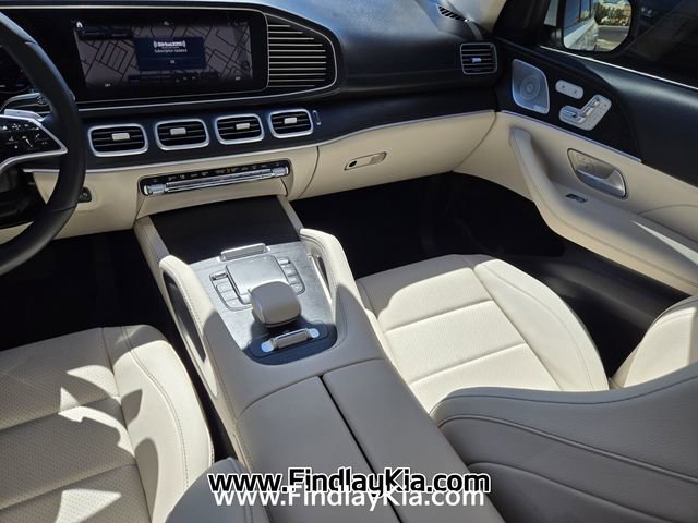 Used 2024 Mercedes-Benz GLS 450 4MATIC image 16