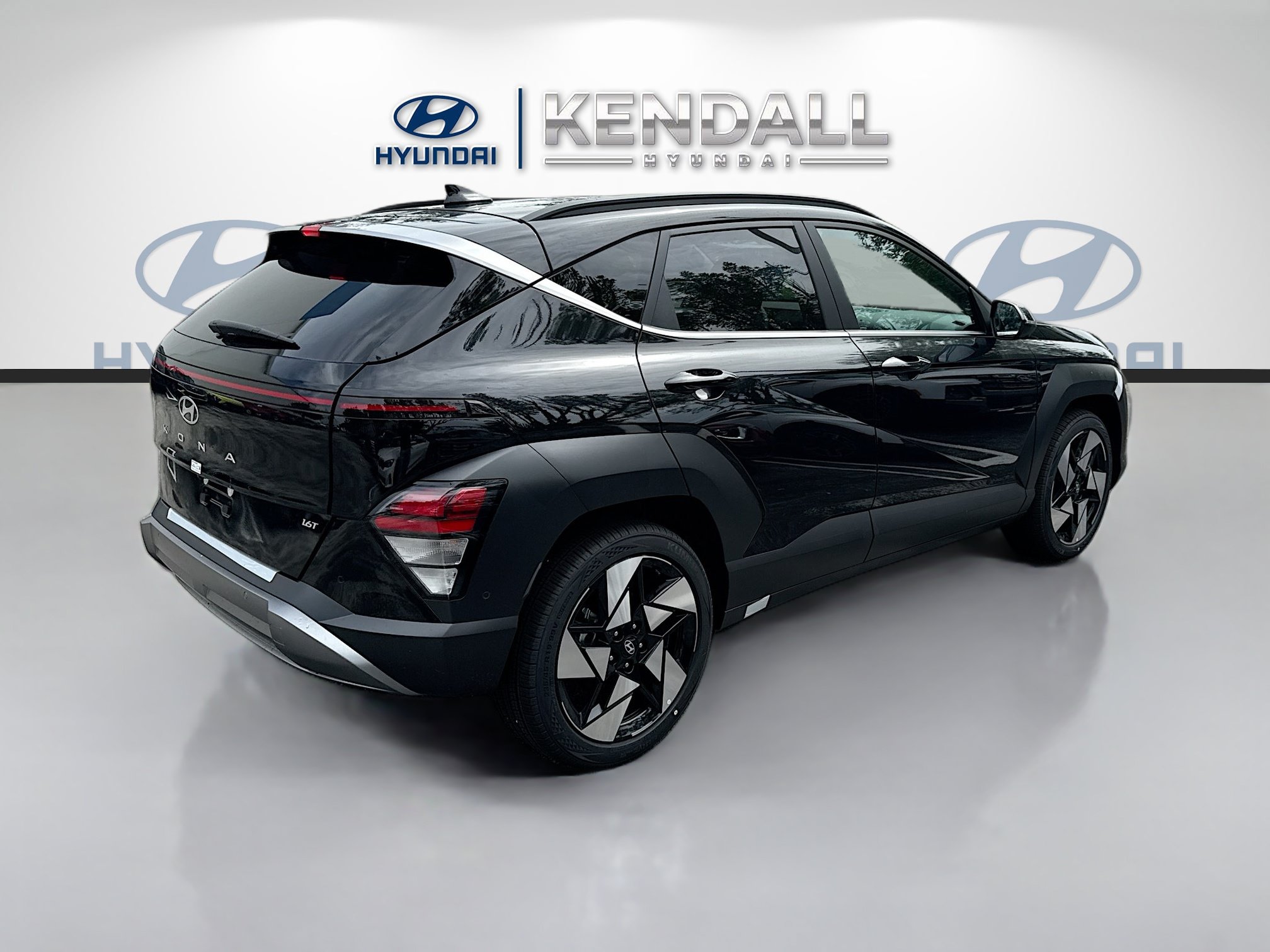 New 2026 Hyundai Kona Limited FWD image 6