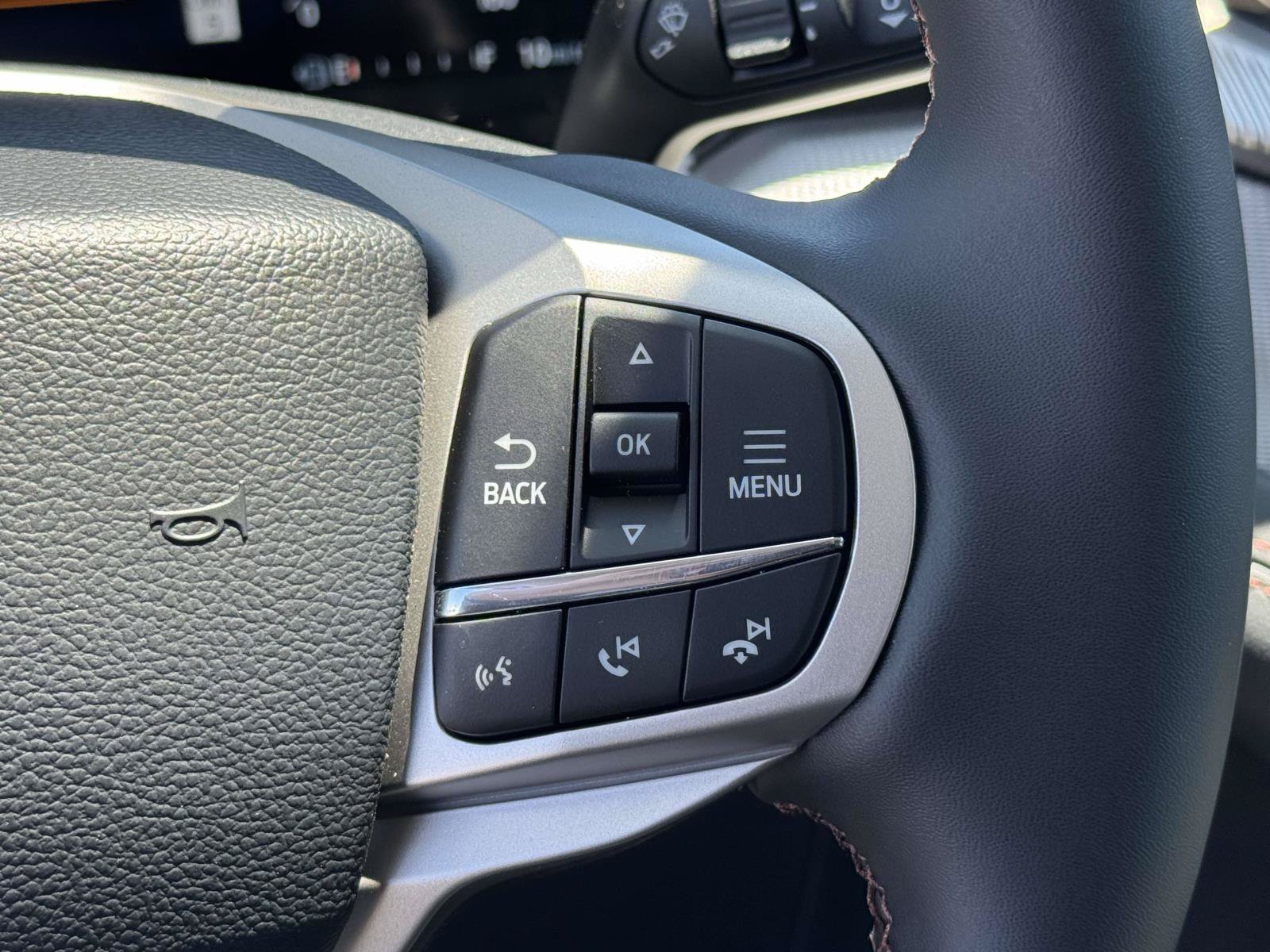 New 2026 Ford Explorer Active AWD/4WD image 21