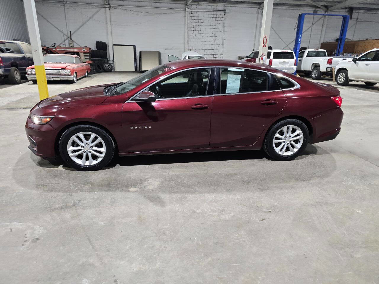 Used 2016 Chevrolet Malibu LT w/ Leather Package image 4