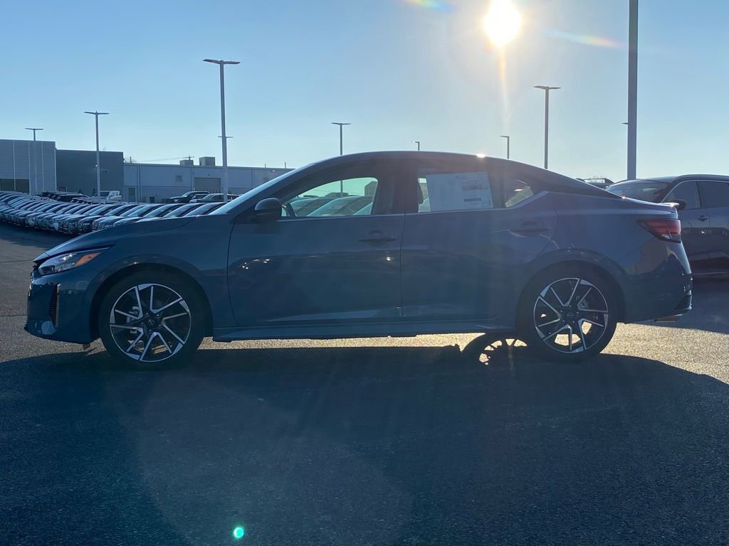 New 2025 Nissan Sentra SR w/ SR Premium Package image 7