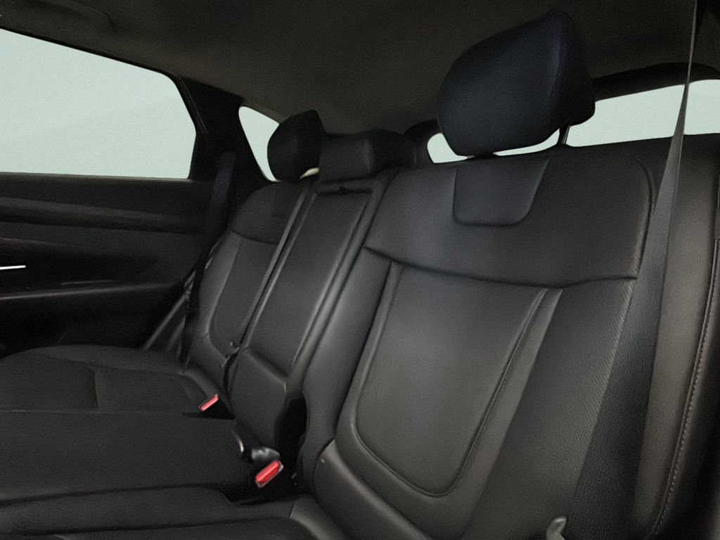 Certified 2025 Hyundai Tucson SEL image 12