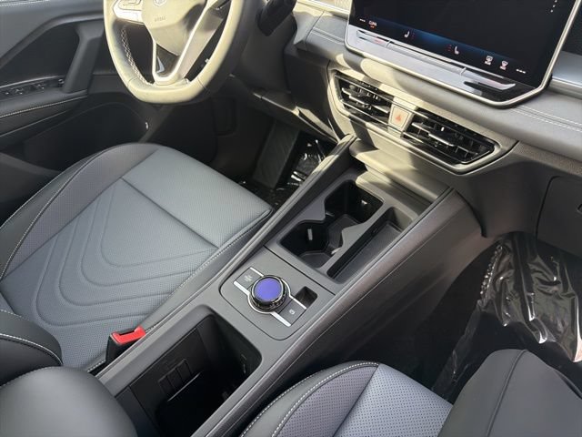 New 2026 Volkswagen Tiguan SE AWD/4WD image 36