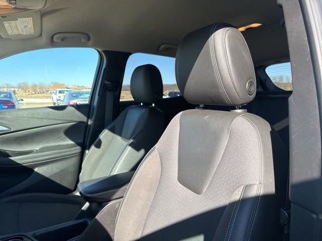 Used 2021 Buick Encore GX Preferred w/ Cold Weather Comfort Package image 14