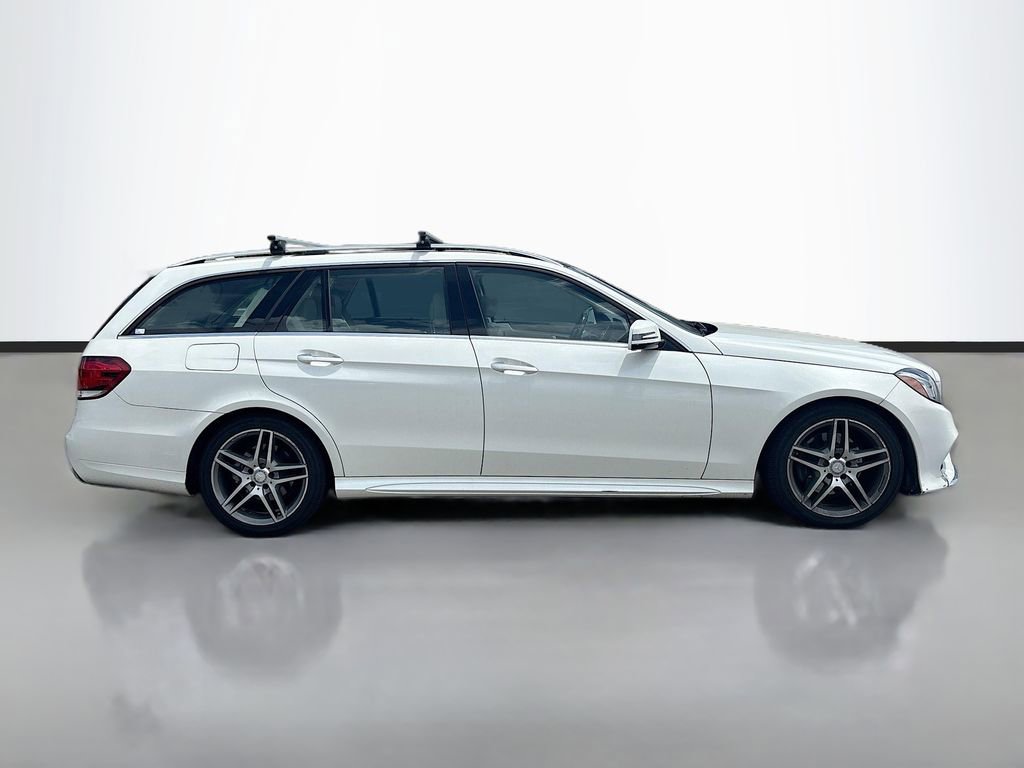 Used 2016 Mercedes-Benz E 350 4MATIC Wagon image 2
