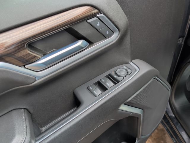 Used 2022 Chevrolet Silverado 1500 LT AWD/4WD image 13