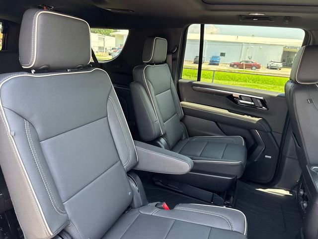 New 2025 Chevrolet Suburban Premier w/ Sun And Tow Package image 25