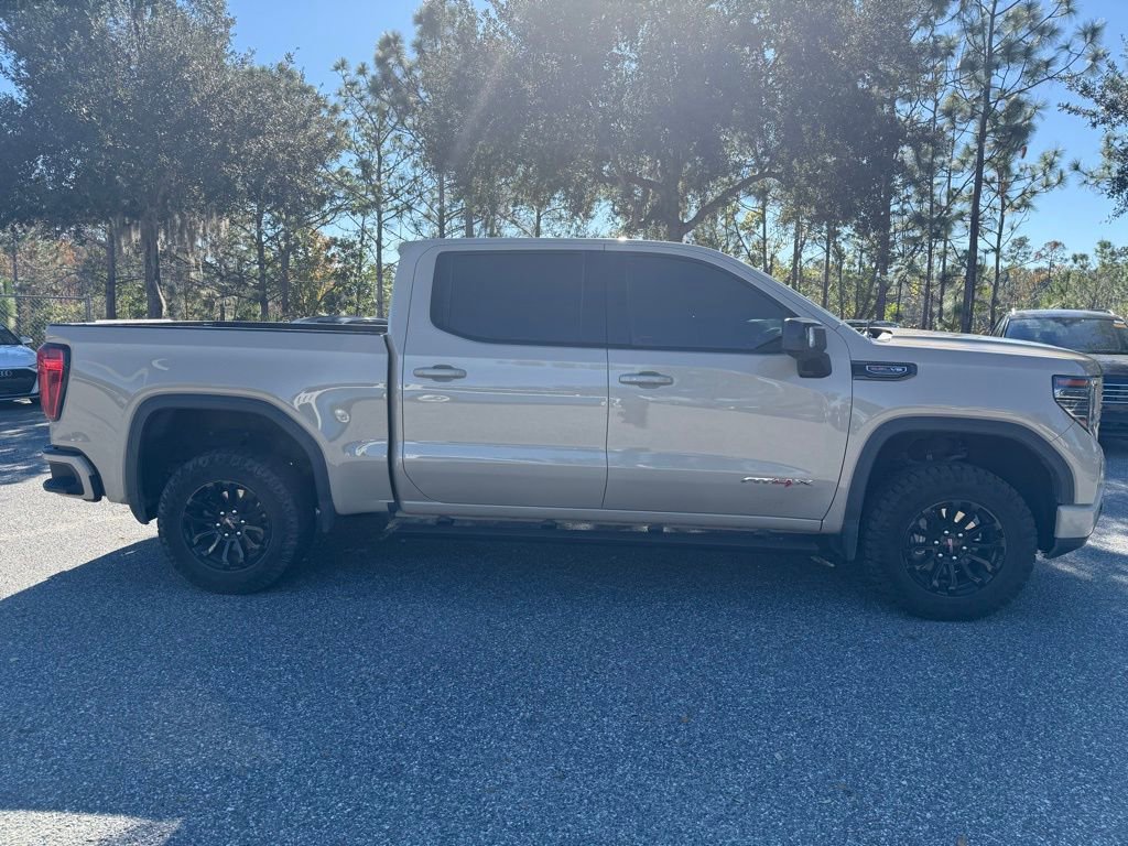 Used 2022 GMC Sierra 1500 AT4X image 9
