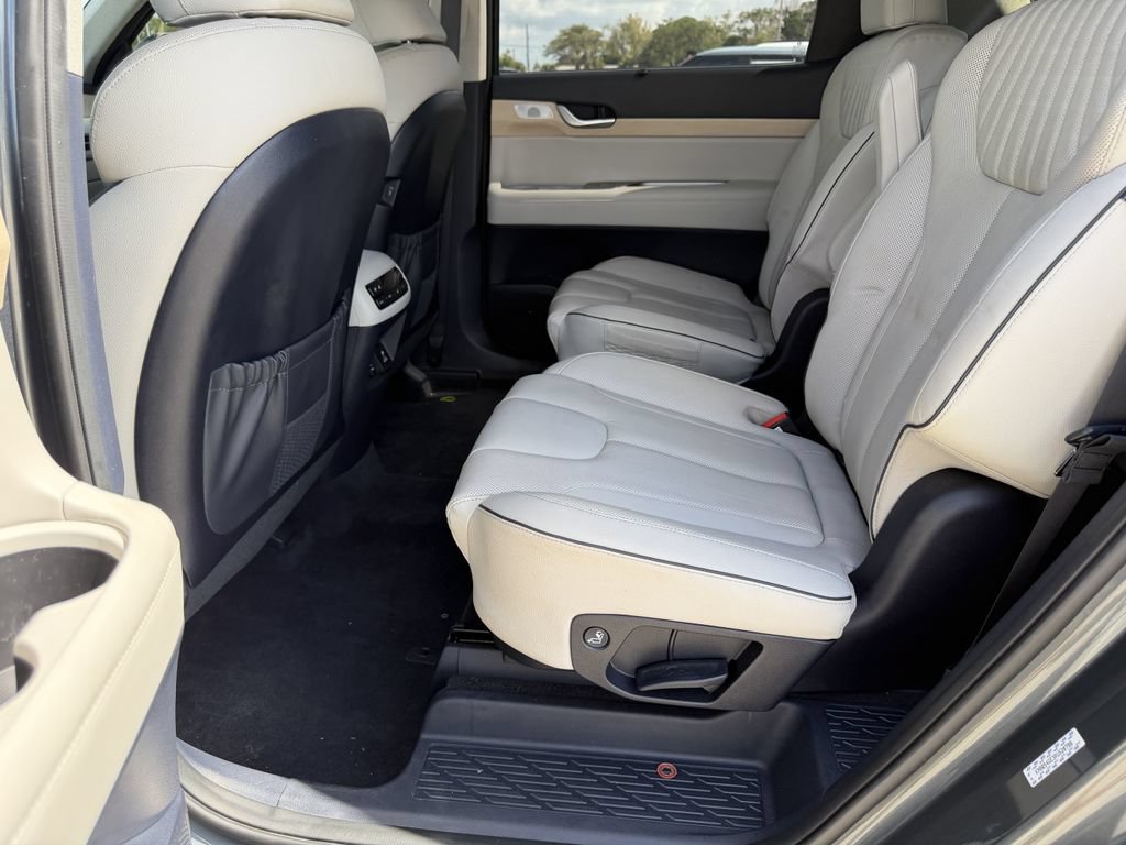 Used 2023 Hyundai Palisade Limited FWD image 20