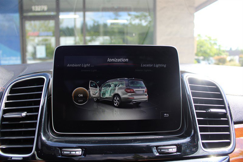 Used 2018 Mercedes-Benz GLS 550 4MATIC image 13