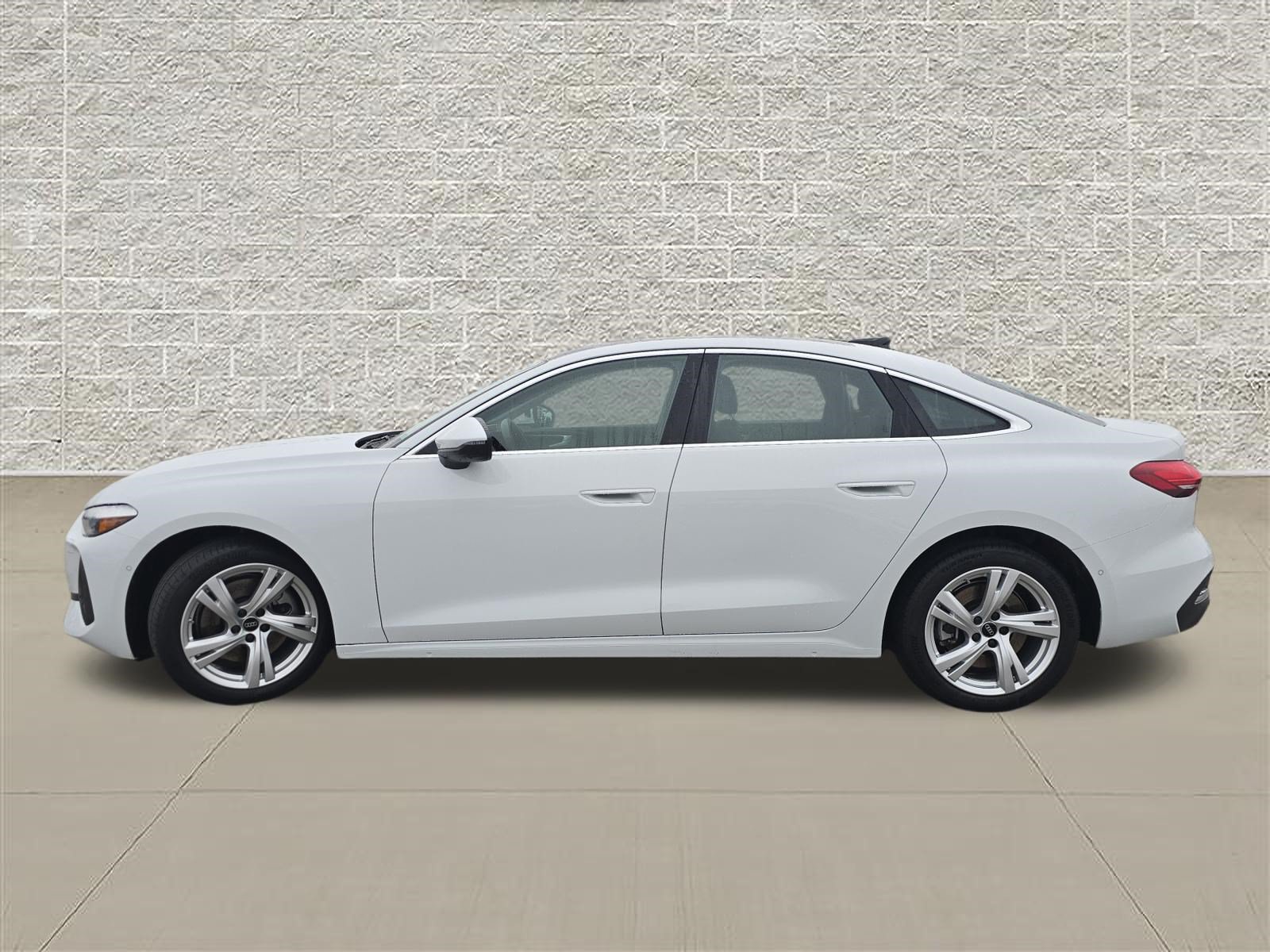 Certified 2025 Audi A5 2.0T Premium w/ Convenience Package AWD/4WD image 4