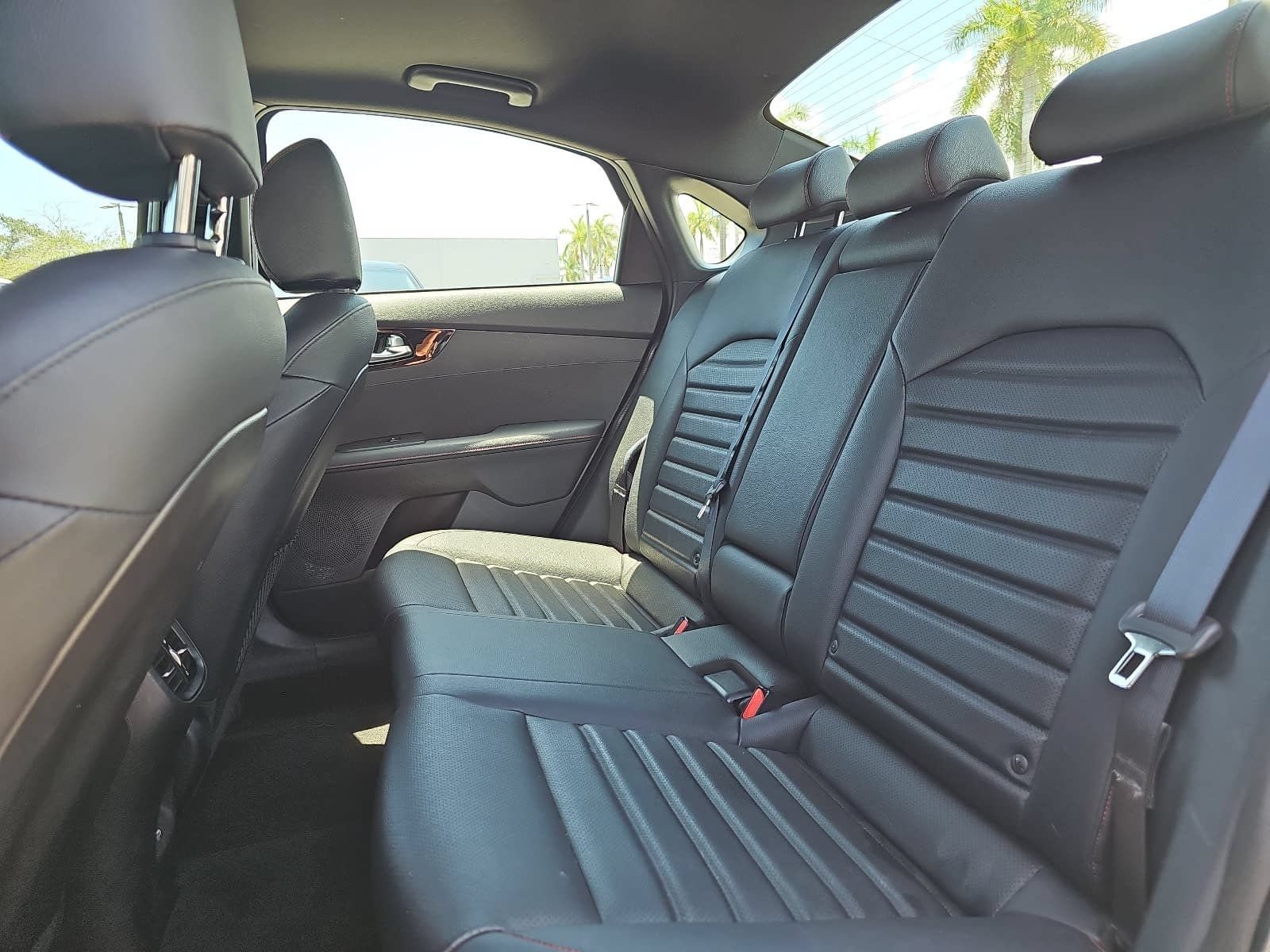Used 2023 Kia Forte GT w/ GT2 Package FWD image 12