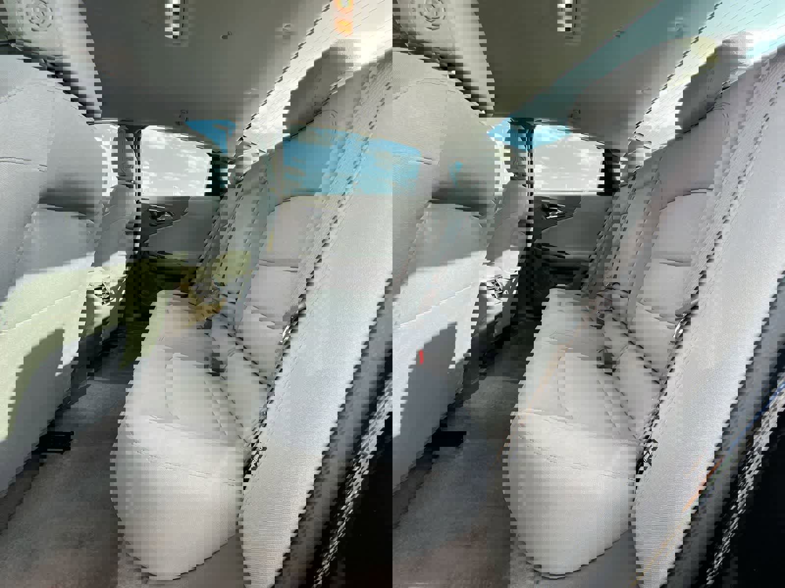 Used 2025 Chevrolet Malibu LT image 19