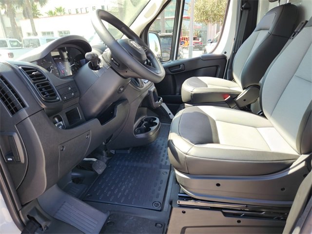 New 2024 RAM ProMaster 2500 w/ Convenience Group image 5
