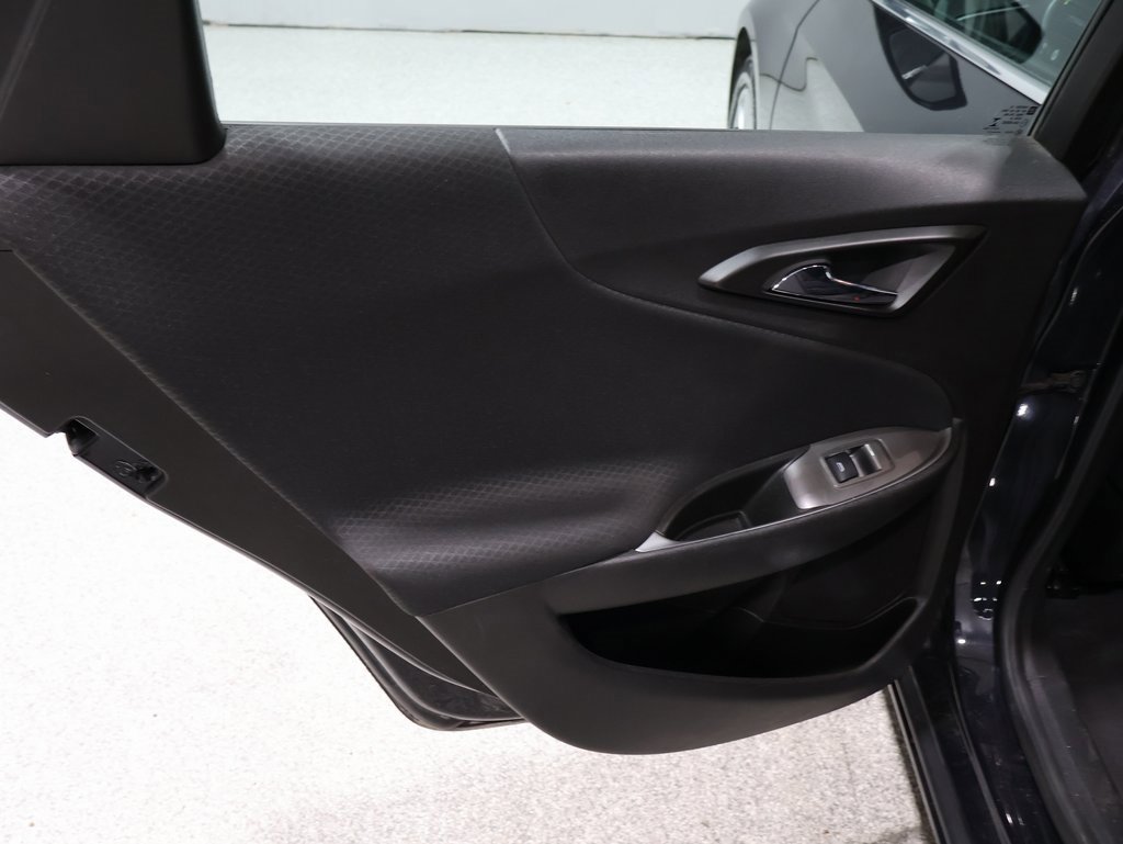 Used 2023 Chevrolet Malibu LT image 21