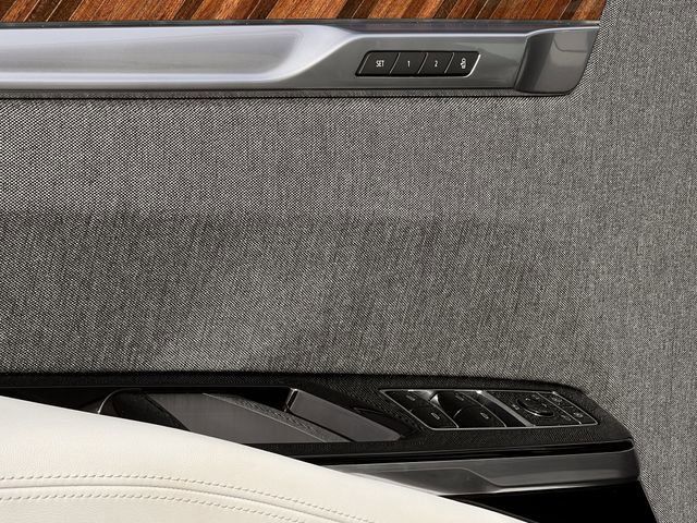 Used 2026 Cadillac Escalade Platinum Sport w/ LPO, ONYX Package image 26