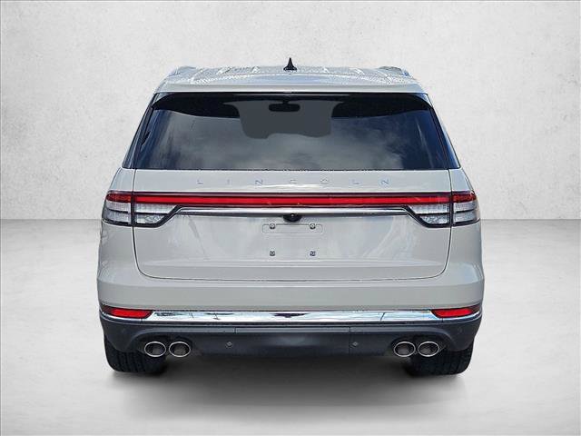 Used 2023 Lincoln Aviator Reserve w/ Equipment Group 201A AWD/4WD image 9