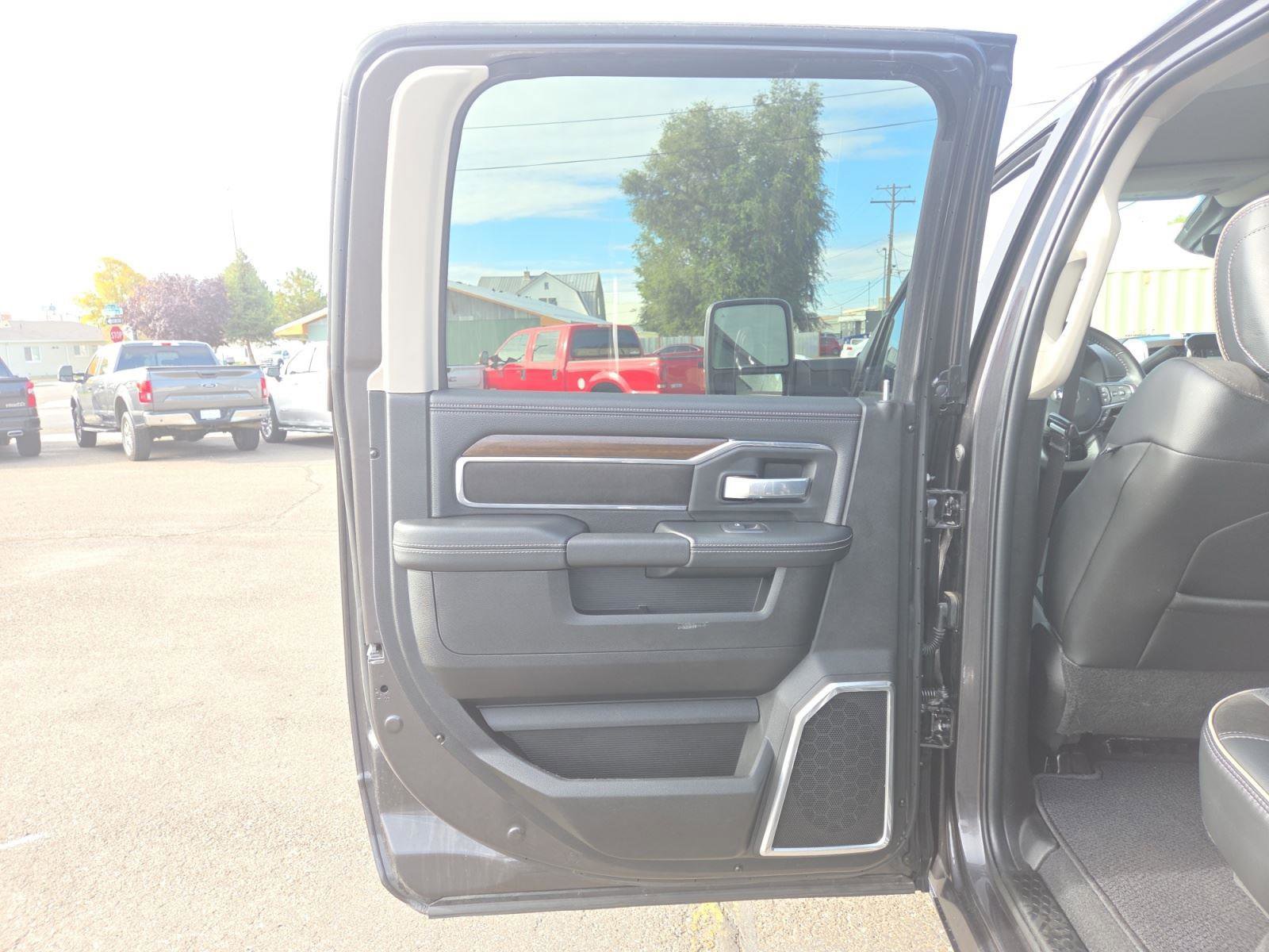 Used 2024 RAM 2500 Laramie w/ Safety Group image 36