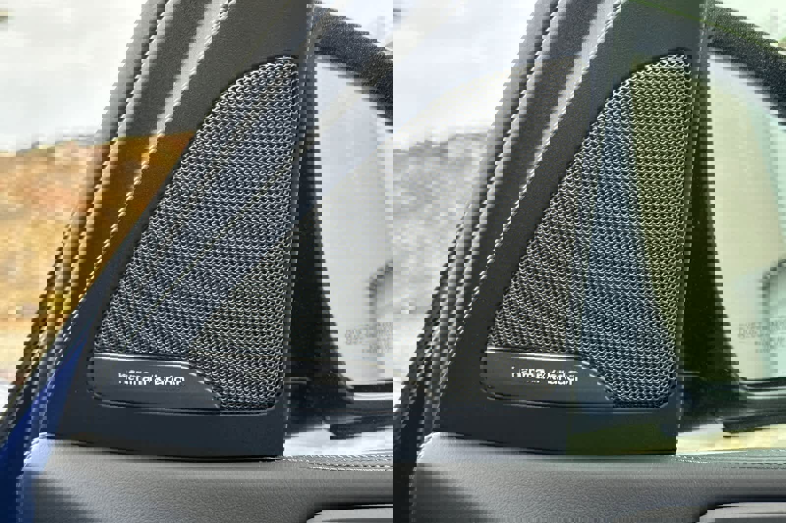 Used 2024 BMW X6 M Competition w/ Executive Package image 20