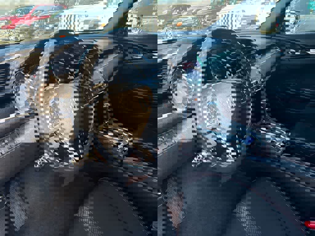 Used 2021 Honda Civic Sport image 2