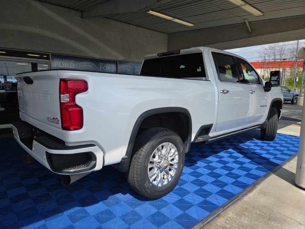Used 2022 Chevrolet Silverado 3500 High Country w/ Safety Package II AWD/4WD image 7