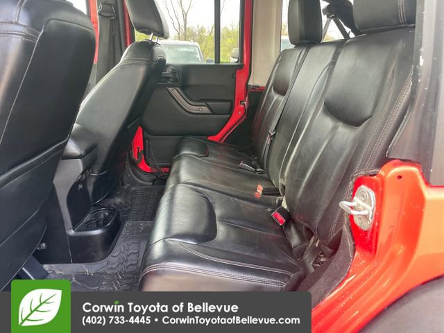 Used 2013 Jeep Wrangler Unlimited Sahara image 25