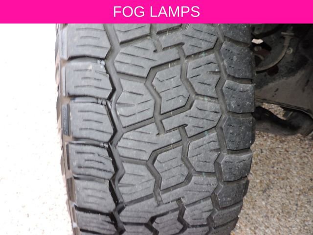 Used 2022 Toyota Tacoma TRD Off-Road w/ Technology Package image 18