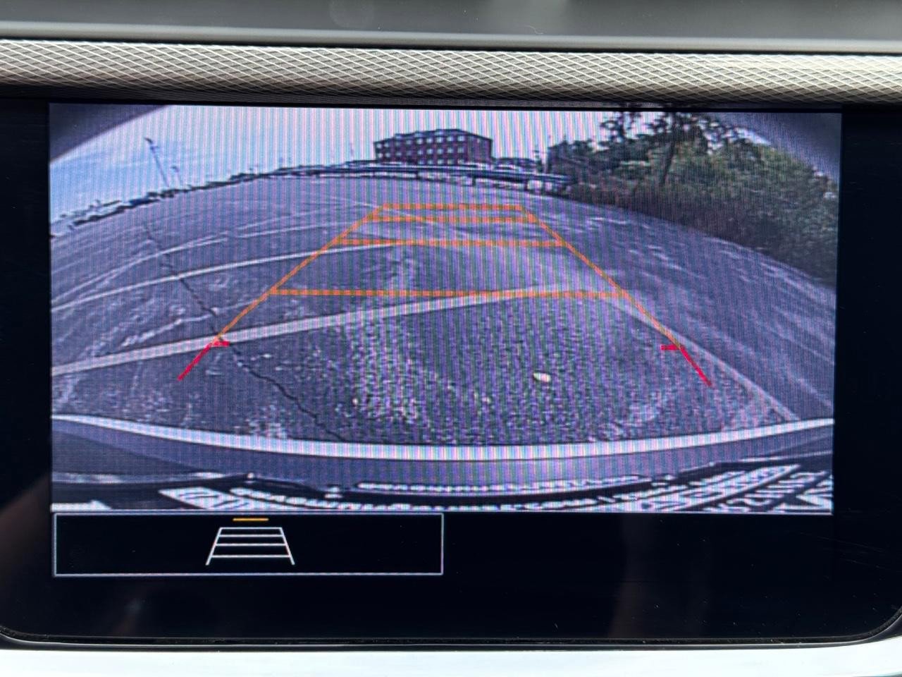 Used 2022 Buick Encore GX Select image 22