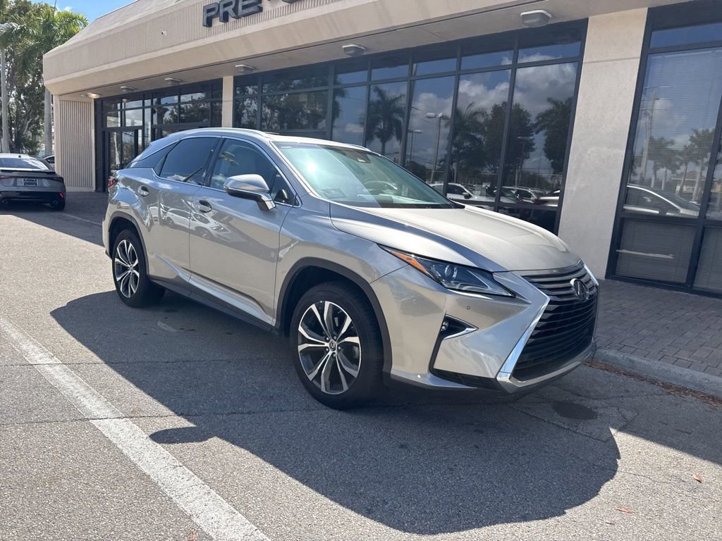 Used 2018 Lexus RX 350 FWD w/ Premium Package image 2