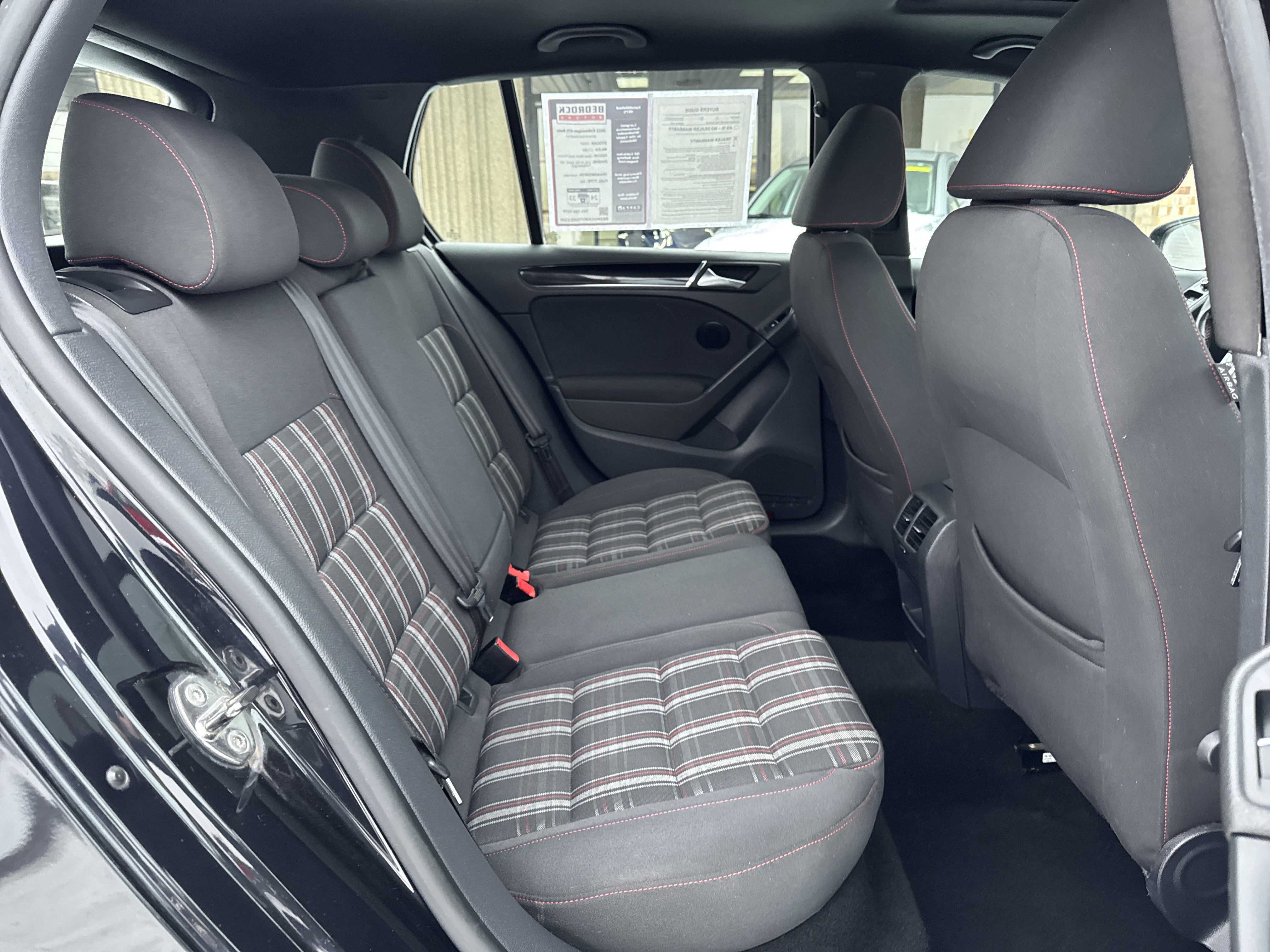 Used 2012 Volkswagen GTI 4-Door image 27