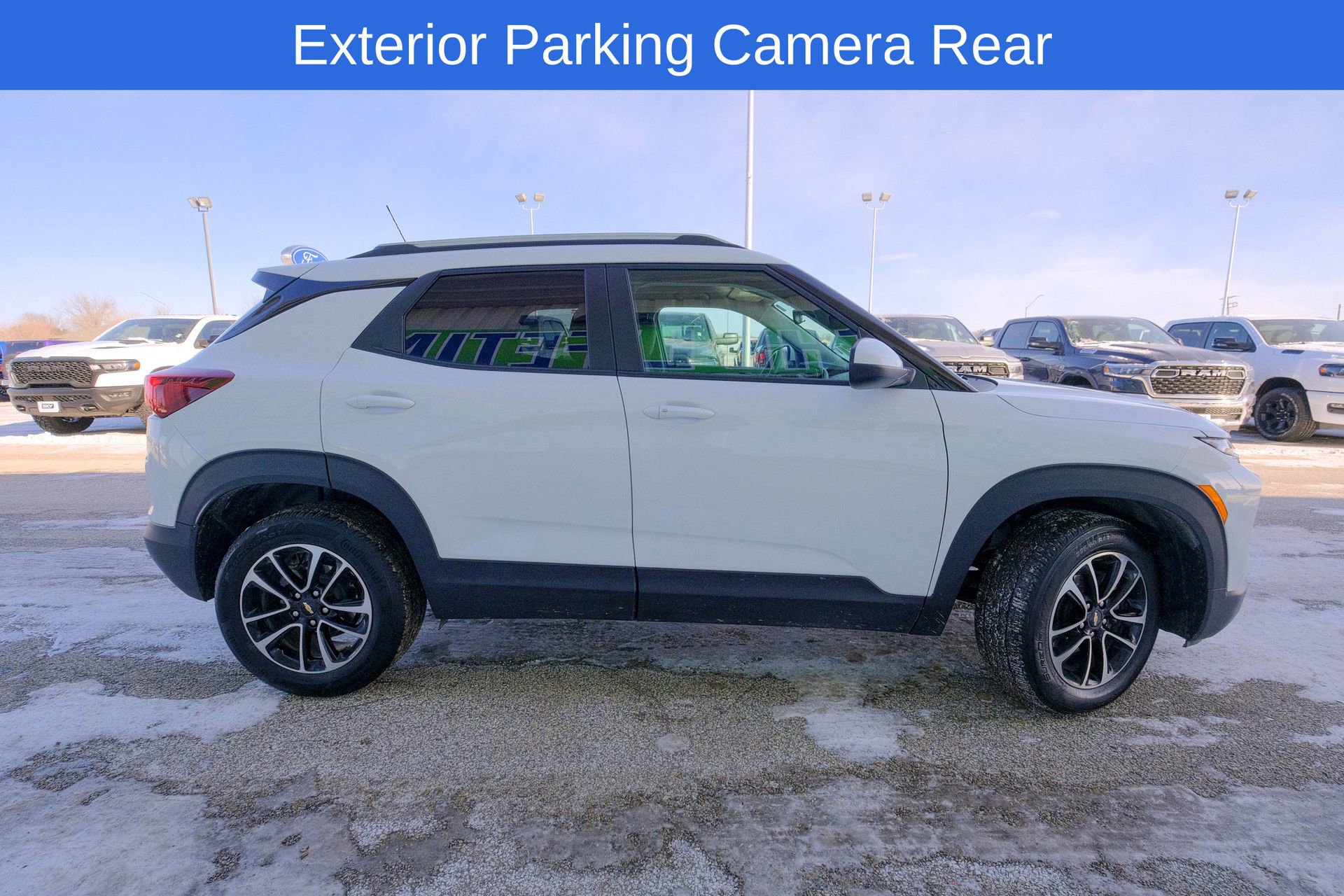 Used 2025 Chevrolet TrailBlazer LT image 11