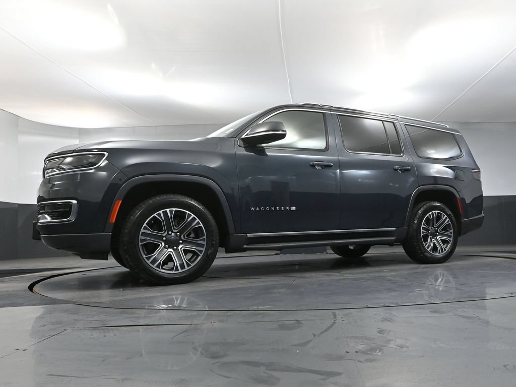 Used 2022 Jeep Wagoneer Series III AWD/4WD image 57