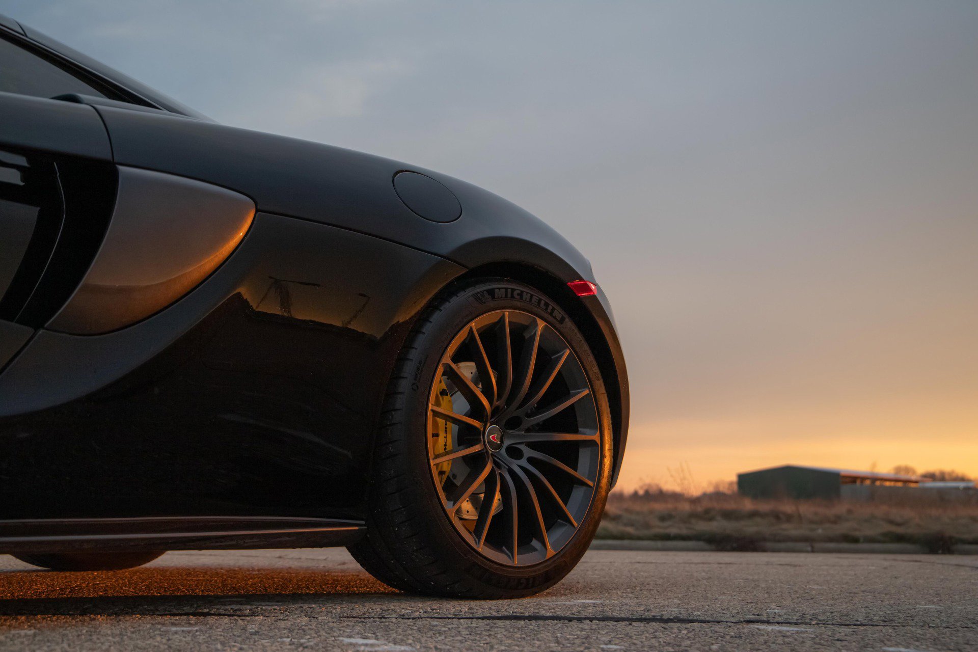 Used 2017 McLaren 570S image 13