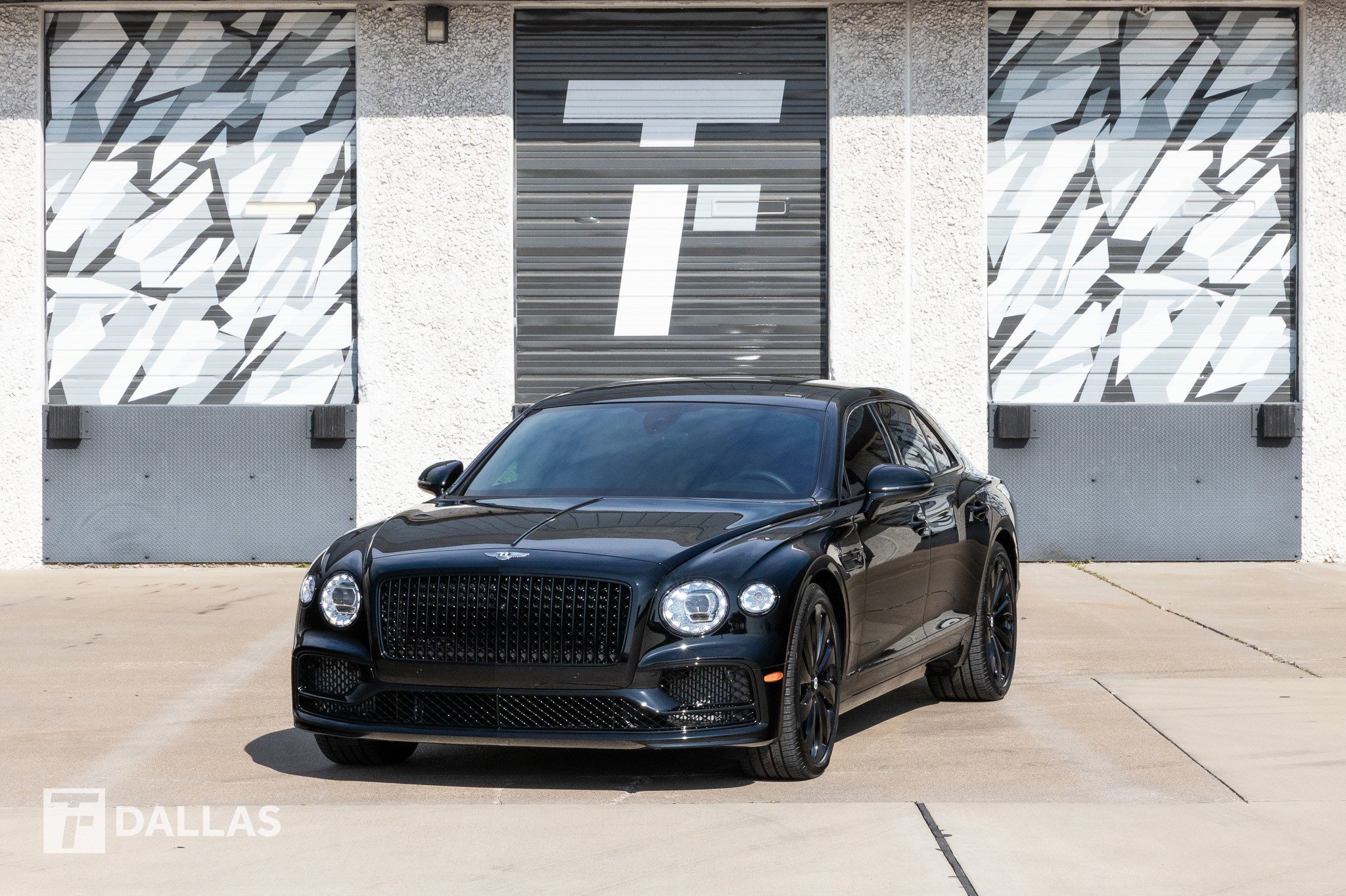 Used 2024 Bentley Flying Spur V8 image 5