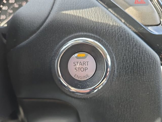 Used 2019 Nissan Pathfinder S image 29