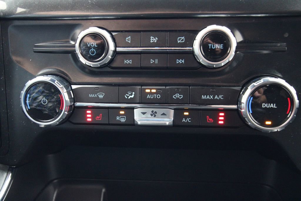 Used 2022 Ford F150 XLT w/ Equipment Group 302A High image 29