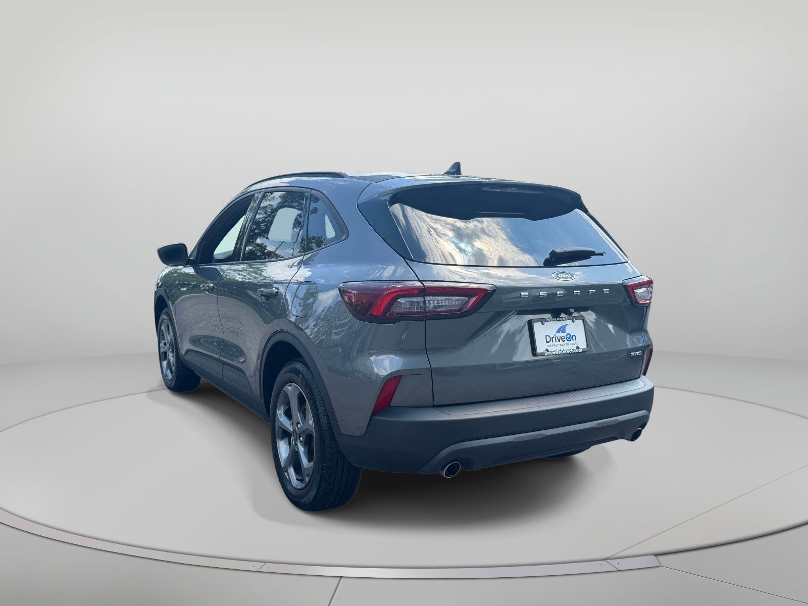 Used 2025 Ford Escape ST-Line Select AWD/4WD image 4