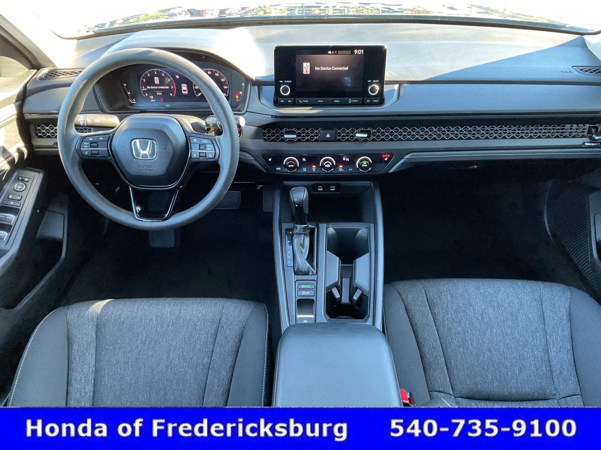 Certified 2025 Honda Accord SE image 38