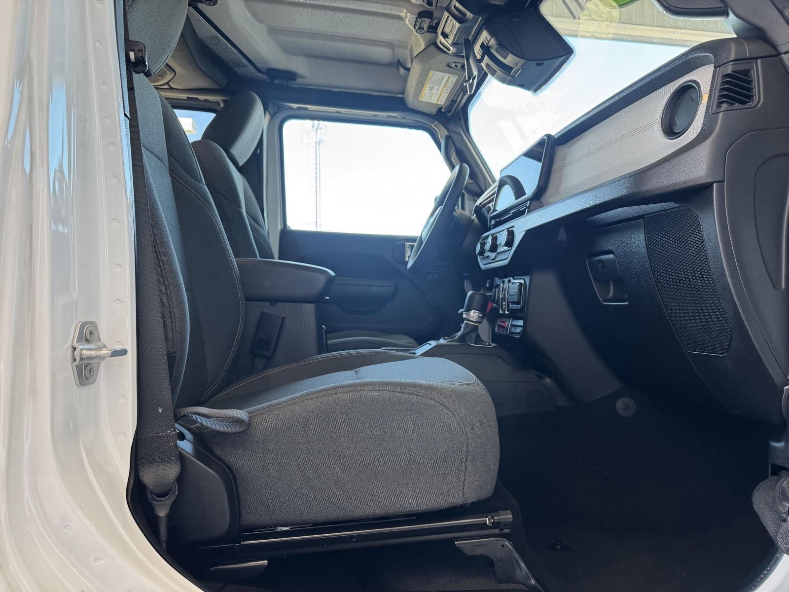 Used 2025 Jeep Wrangler Unlimited Sport S 4xe image 29