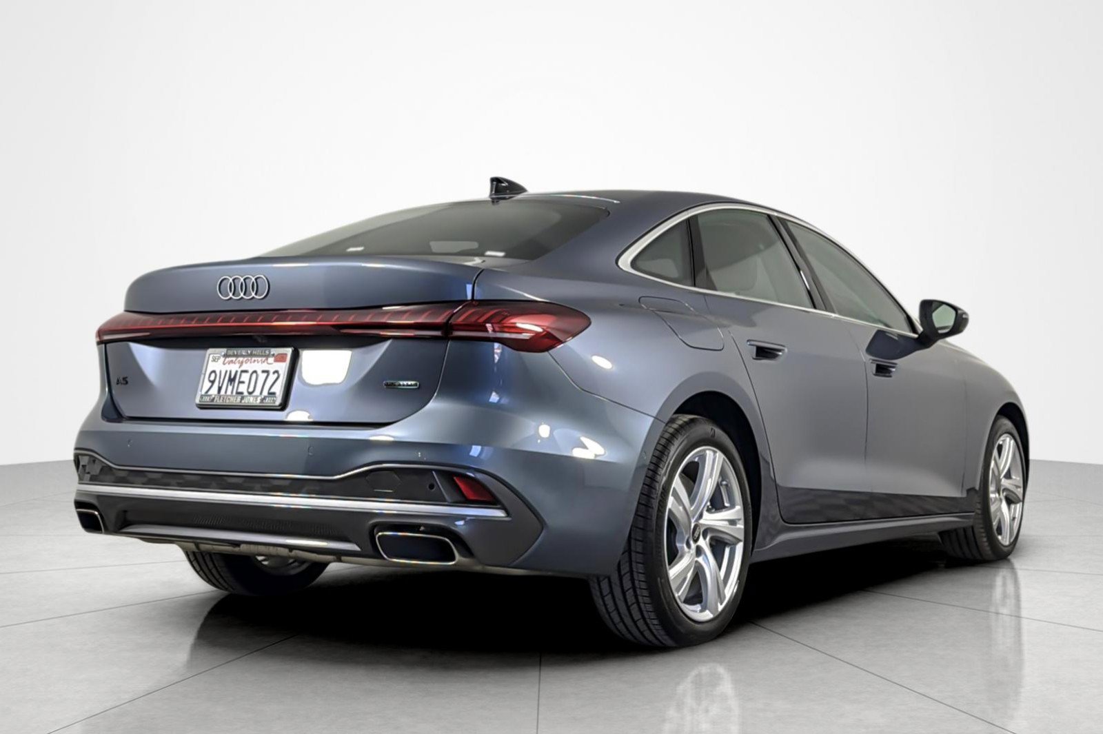 Used 2025 Audi A5 2.0T Premium w/ Convenience Package AWD/4WD image 5