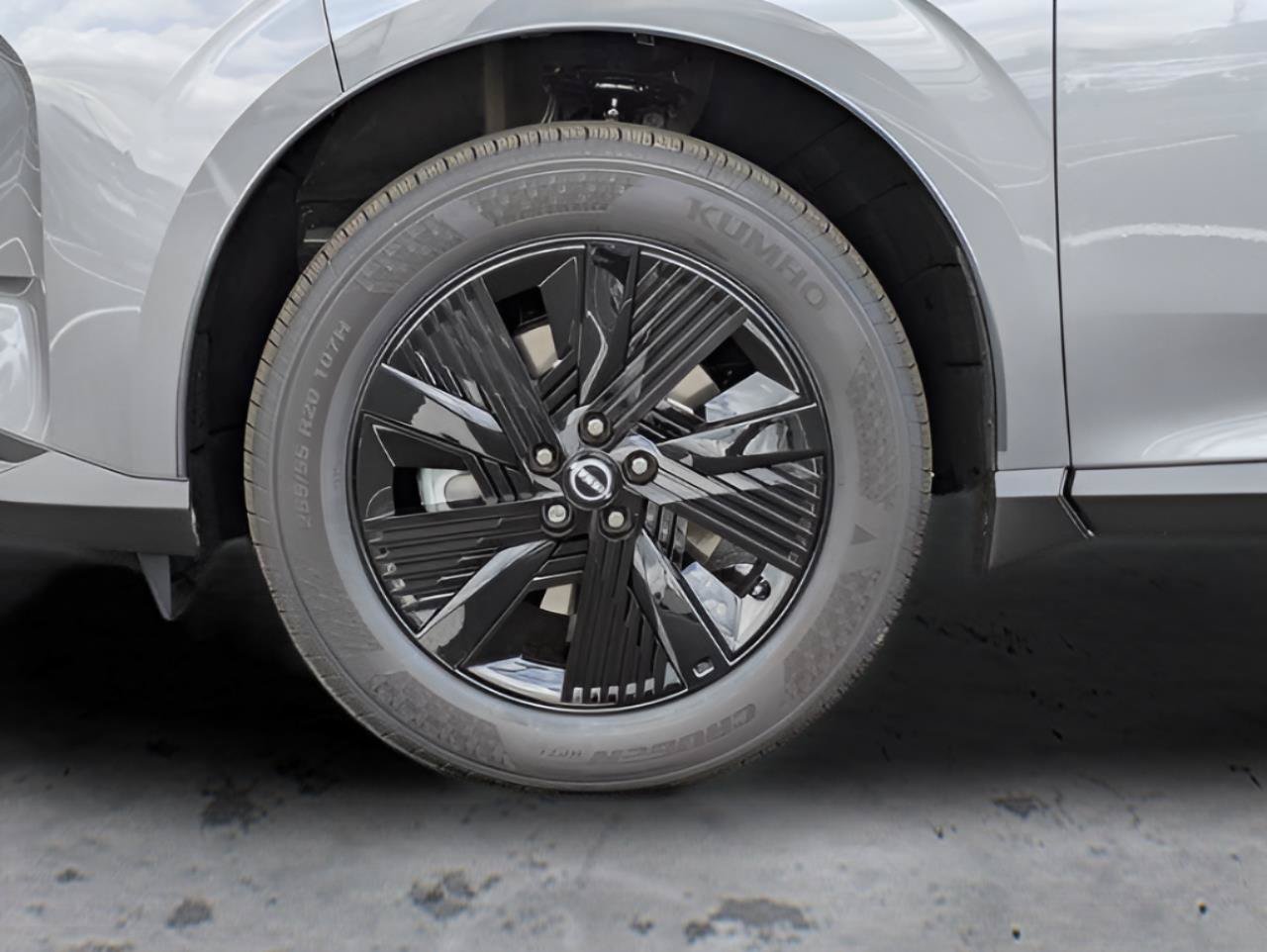 Used 2025 Nissan Murano SV AWD/4WD image 9
