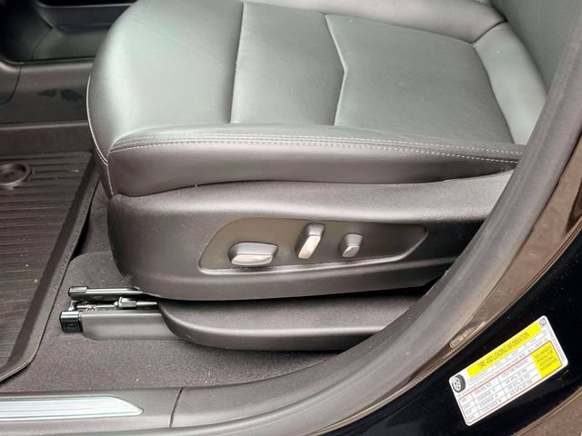 Used 2023 Cadillac XT5 Premium Luxury w/ LPO, Floor Liner Package FWD image 18