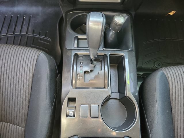 Used 2015 Toyota 4Runner Trail AWD/4WD image 19