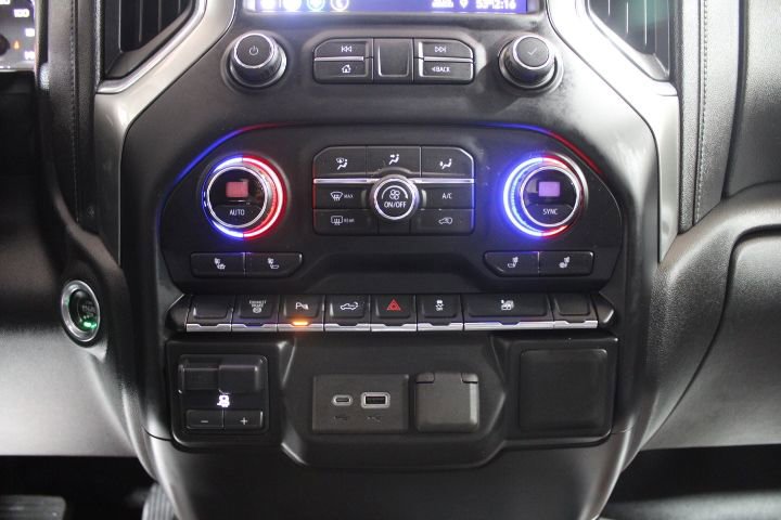 Used 2021 Chevrolet Silverado 2500 LT w/ Texas Edition image 36